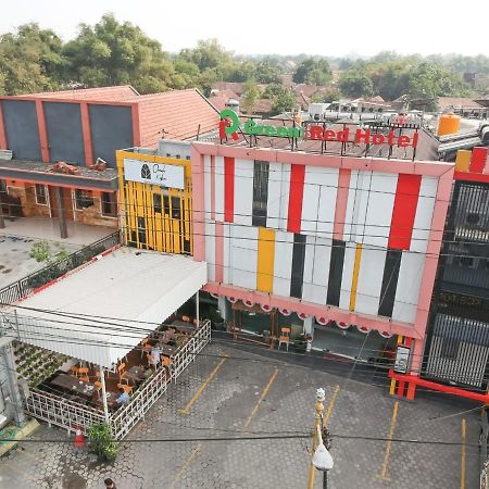Green Red Hotel Syariah Jombang Eksteriør billede