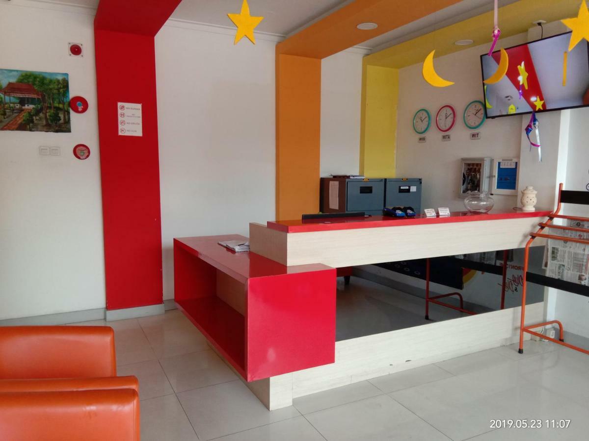 Green Red Hotel Syariah Jombang Eksteriør billede